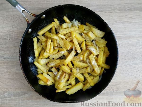 Картошка, жаренная с квашеной капустой
